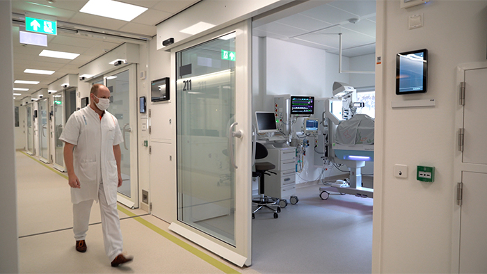 Transition of the NICU to single bed units